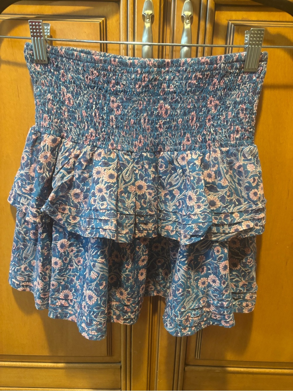Cleobella Blue Mini Tiered Skirt with Pink Floral Print. Size: S